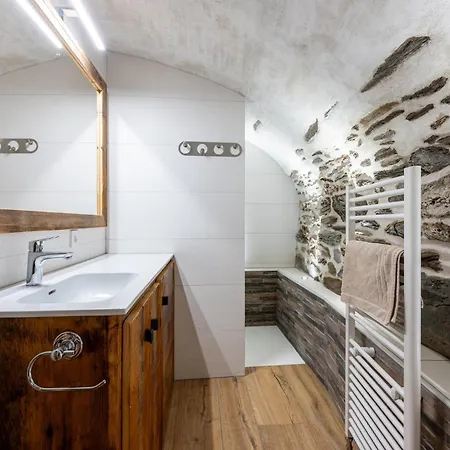 Apartment O Canton